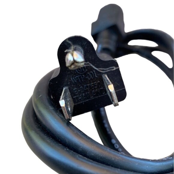 Heavy-Duty Black Power Cord Cable 18AWG 3-Prong 5FT 125V 10A - Picture 5 of 5